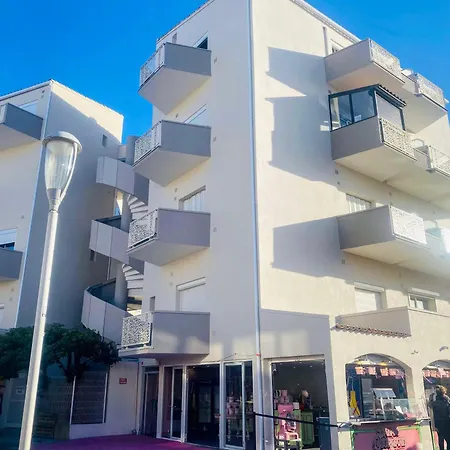 Proche De La Apartamento *